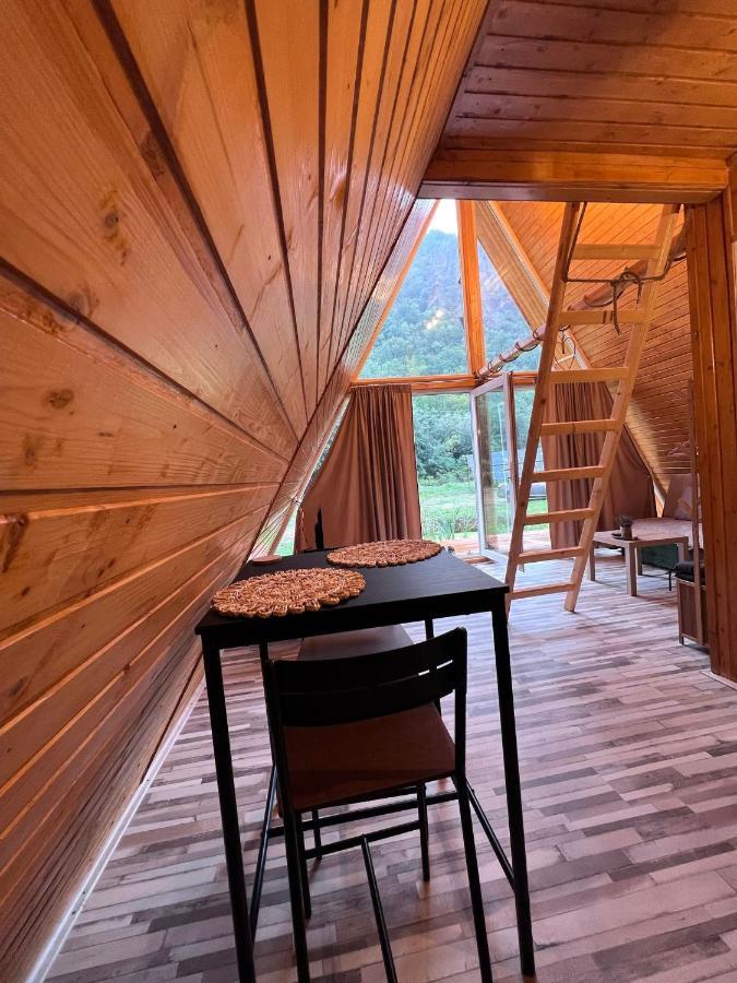 Cabane A-Frame Svinita Kültér fotó