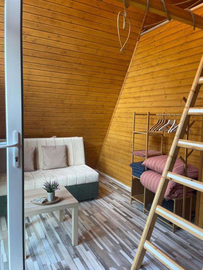 Cabane A-Frame Svinita Kültér fotó
