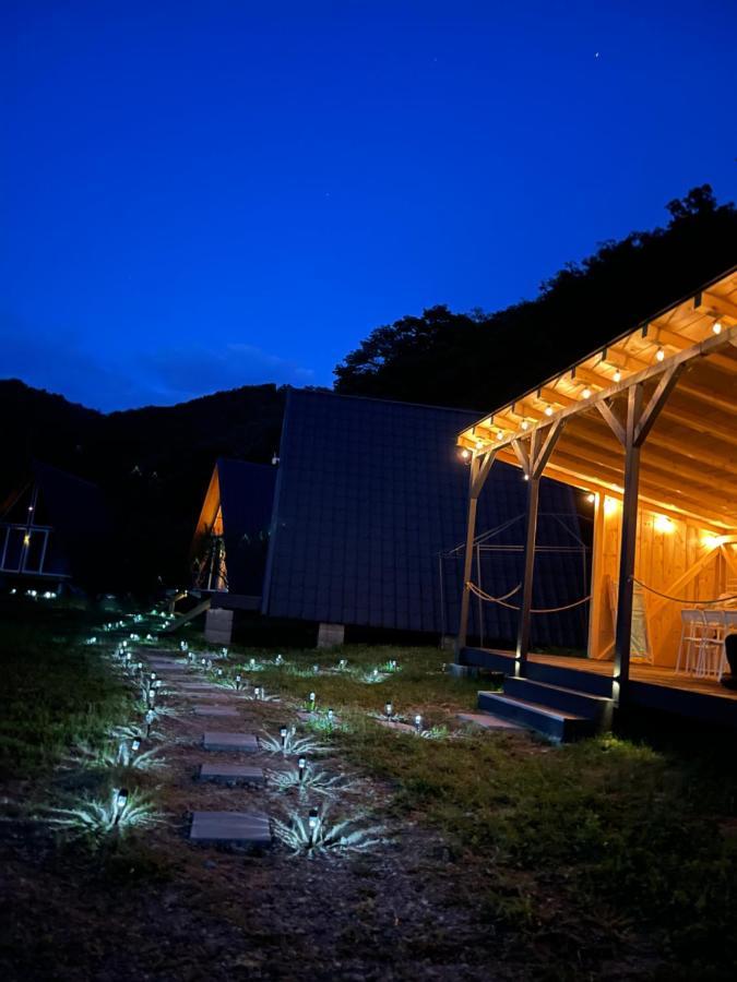 Cabane A-Frame Svinita Kültér fotó