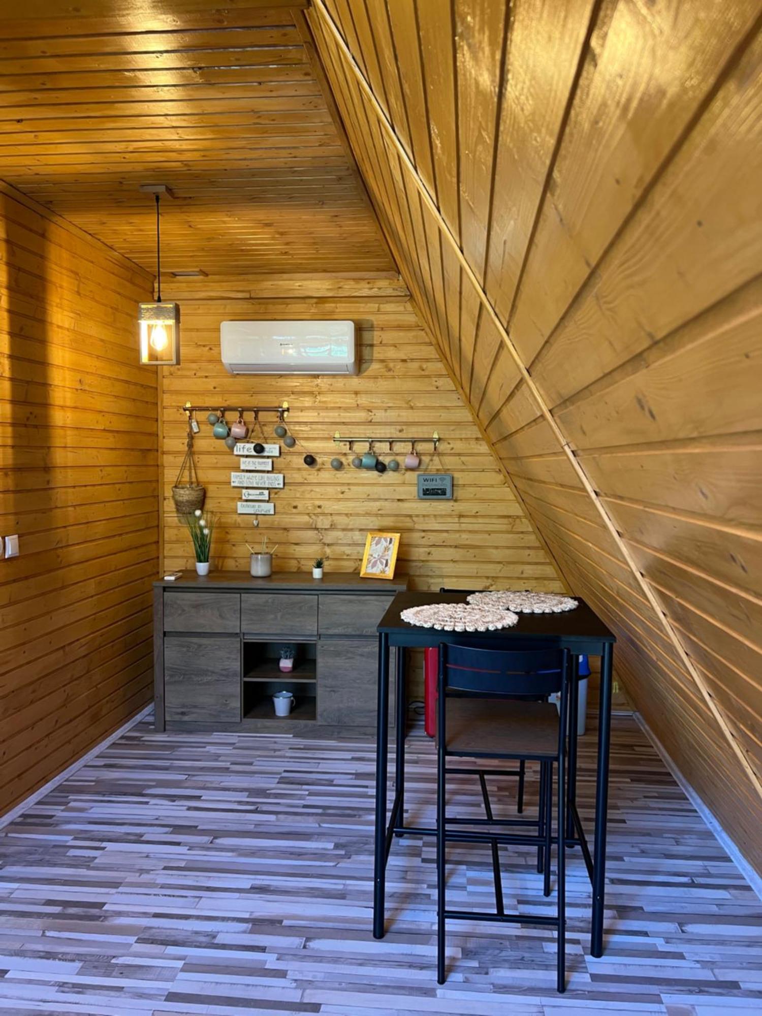 Cabane A-Frame Svinita Kültér fotó