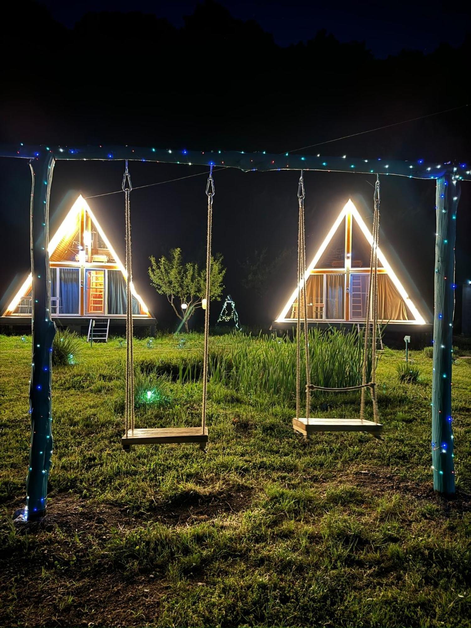 Cabane A-Frame Svinita Kültér fotó