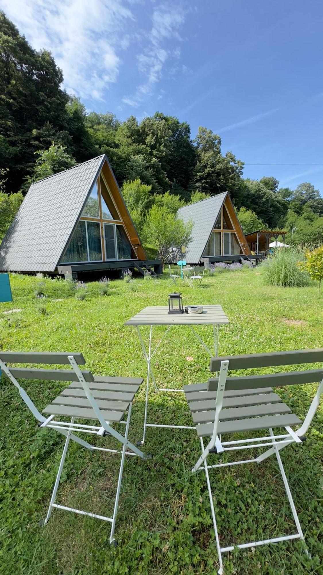 Cabane A-Frame Svinita Kültér fotó