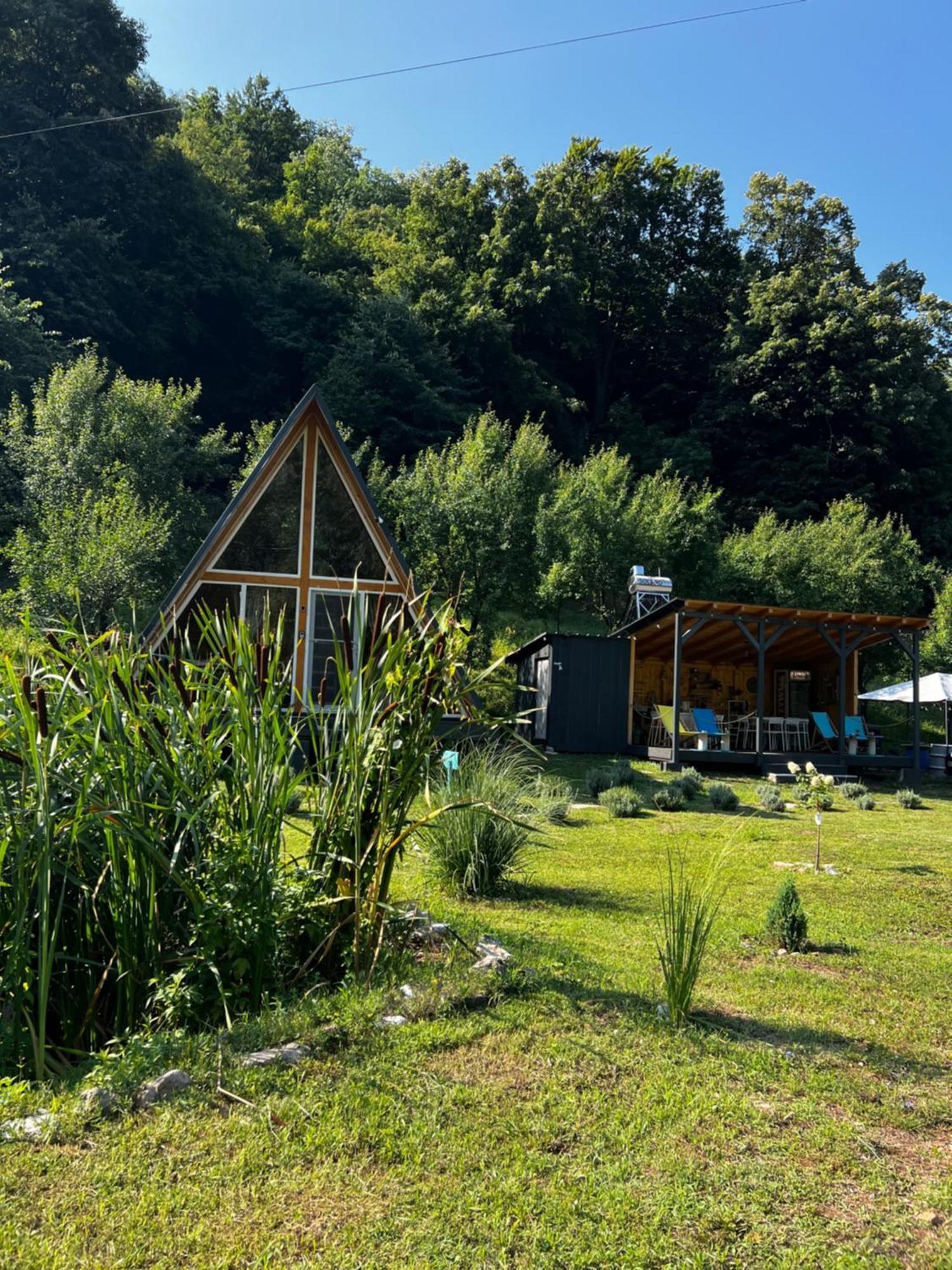 Cabane A-Frame Svinita Kültér fotó